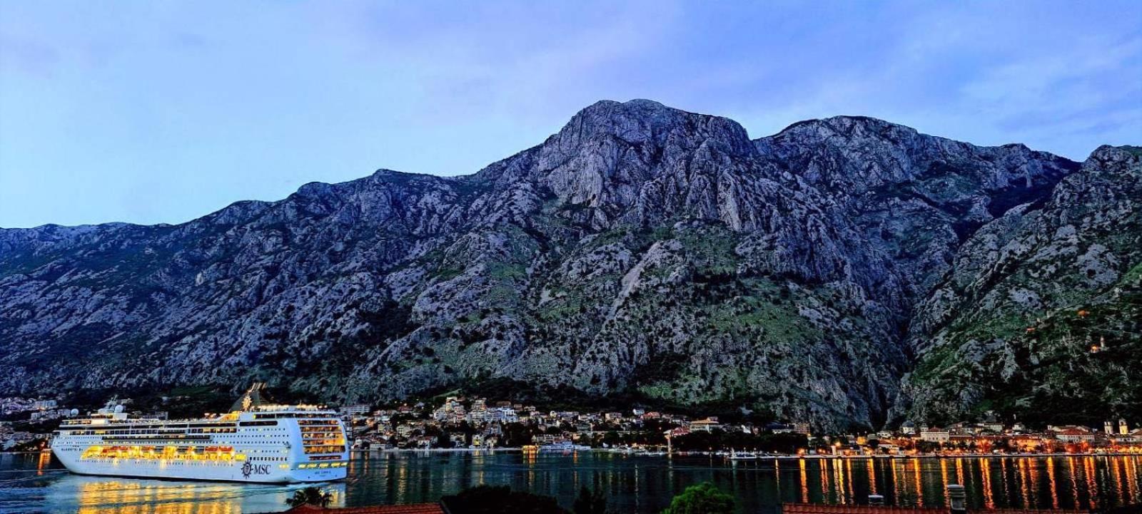 Apartment Vujosevic D&D Κότορ Εξωτερικό φωτογραφία